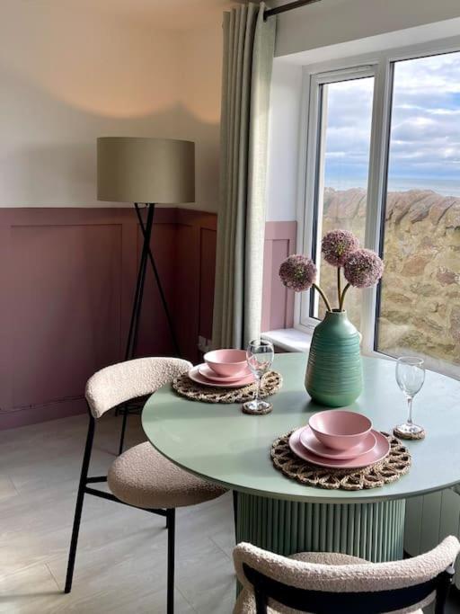Lighthouse Cottage With Hottub Aberdeen Esterno foto
